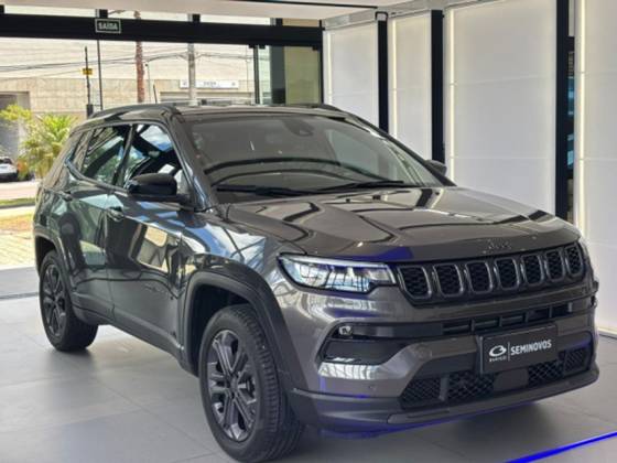 JEEP COMPASS 1.3 T270 TURBO FLEX LONGITUDE AT6